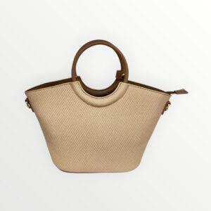 Lola Camel